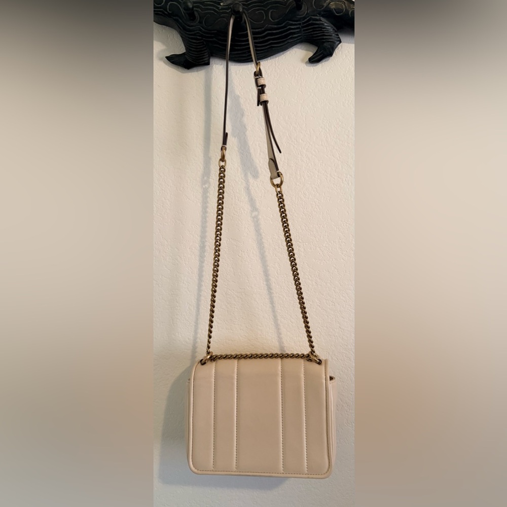 Tory Burch Kira chain shoulder bag in a light cream or “brie" color - Picture 5 of 16